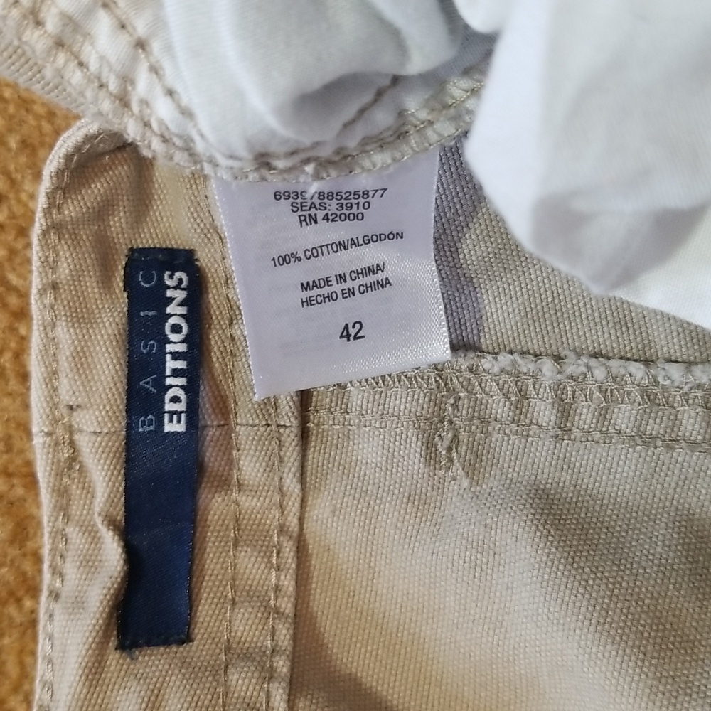 Cotton cargo shorts - Picture 5 of 5